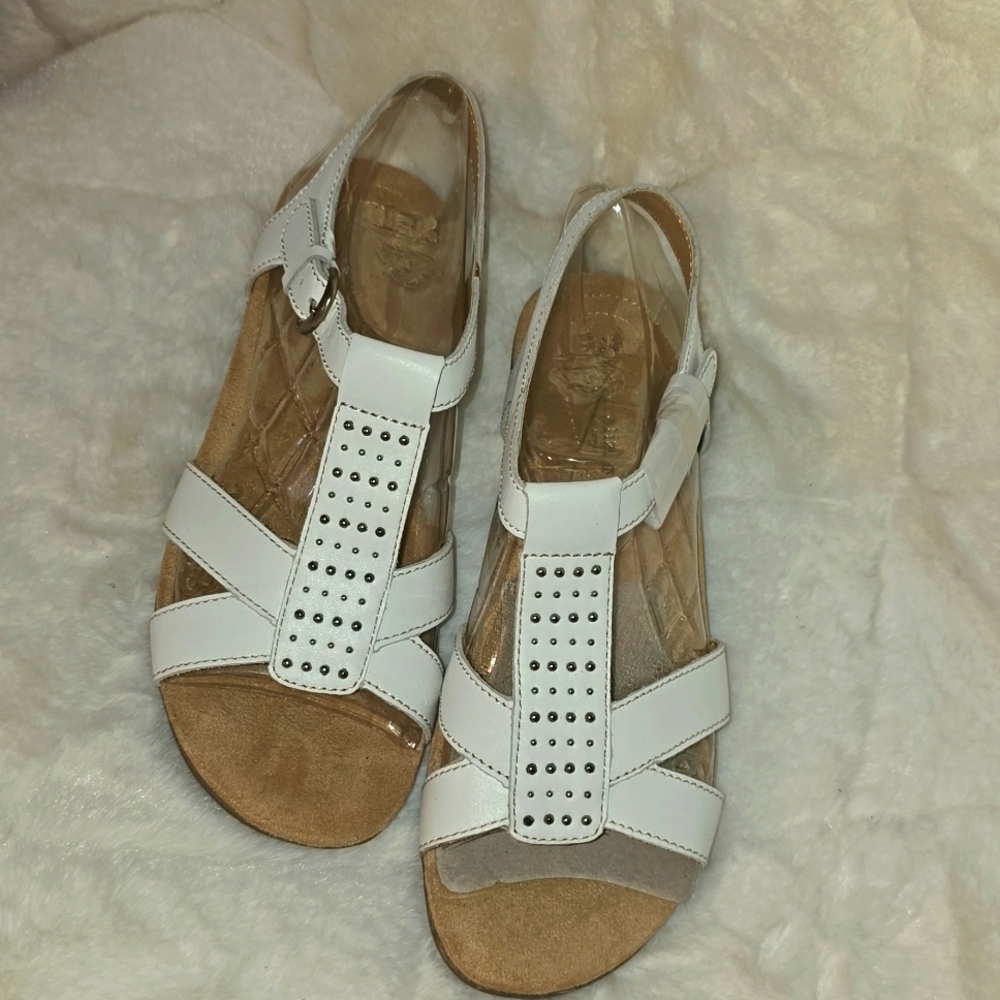 NATURALIZER N5 COMFORT  SANDLES Nwot